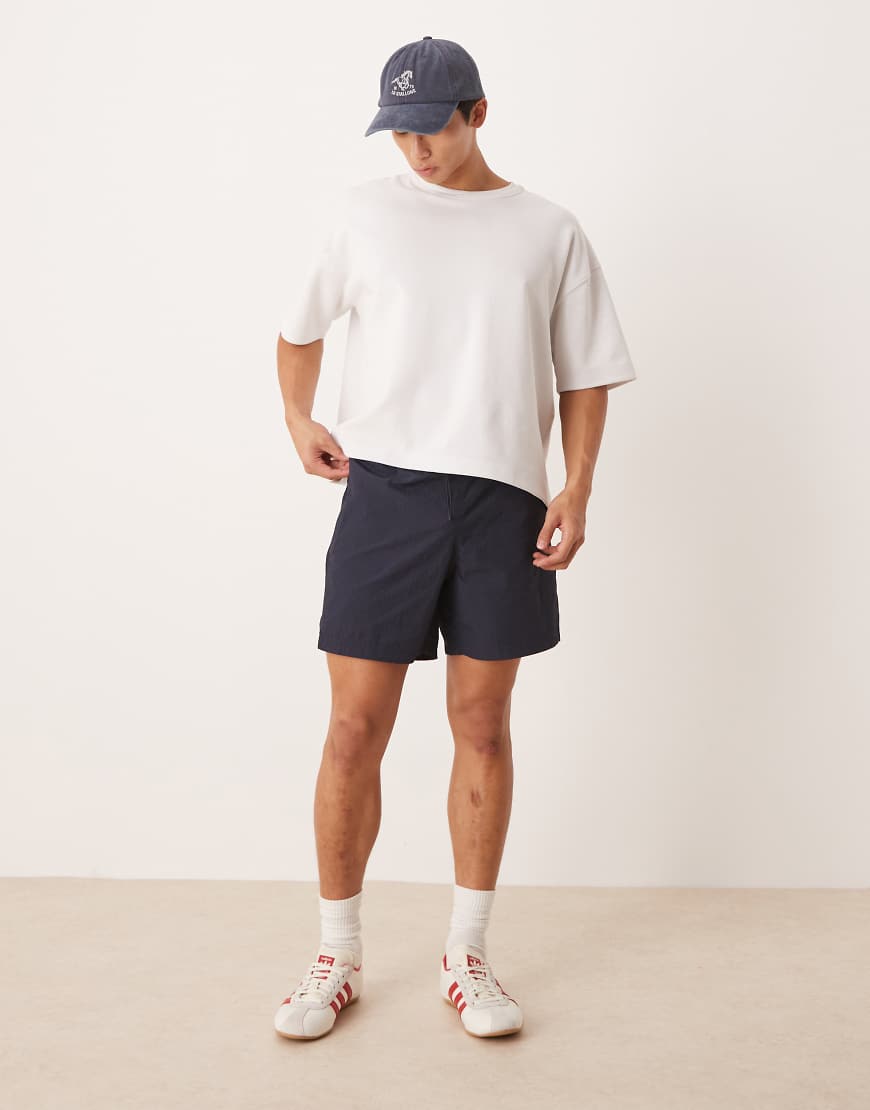 Lyle & Scott - Leichte Shorts aus Ripstop in Marineblau Lyle & Scott - Leichte Shorts aus Ripstop in Marineblau von Lyle & Scott