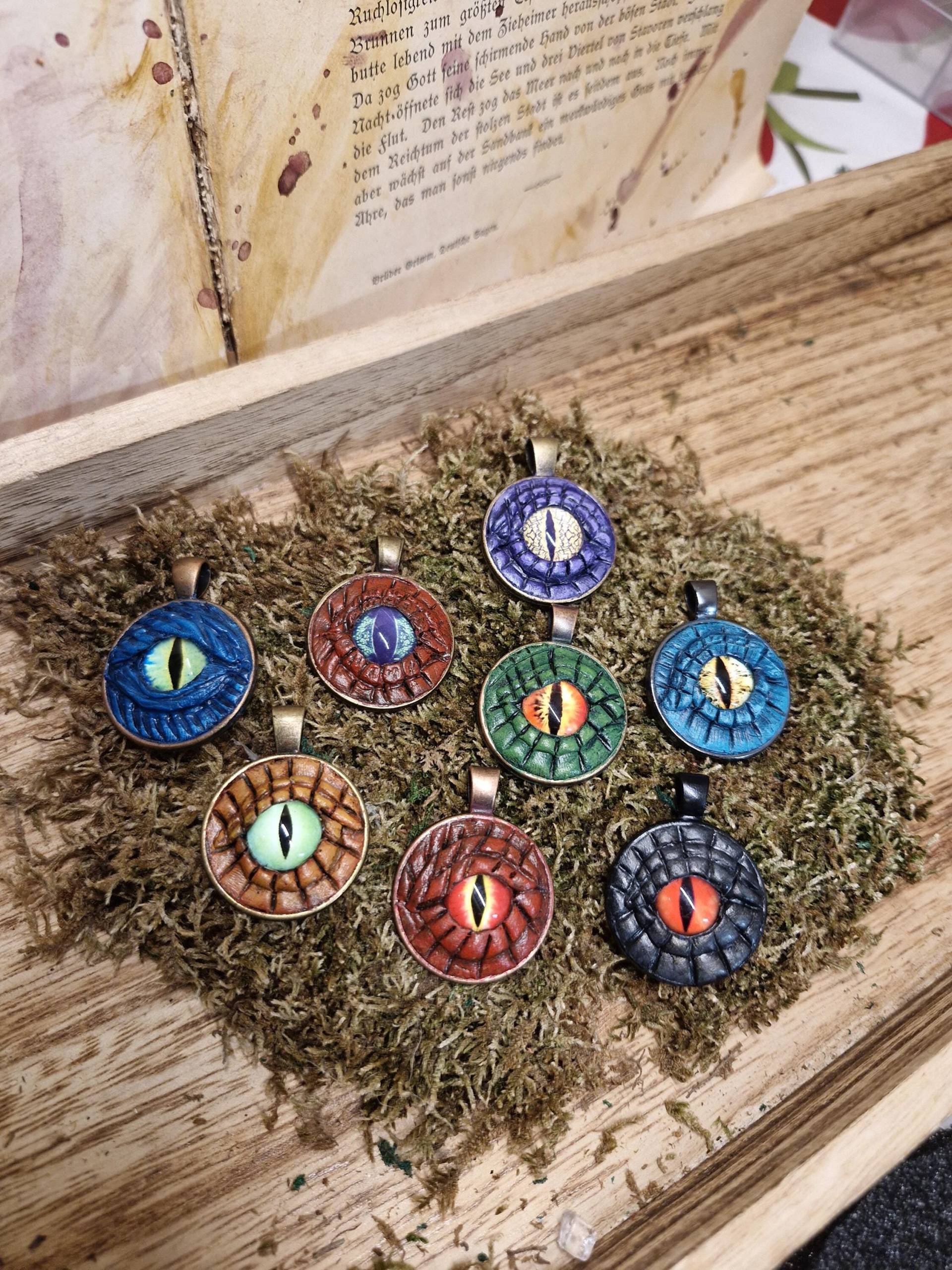 Drachenaugen Amulett - Anhänger/Schmuck Fantasy Drachenaugen Amulett - Anhänger/Schmuck Fantasy von LyncasCreations