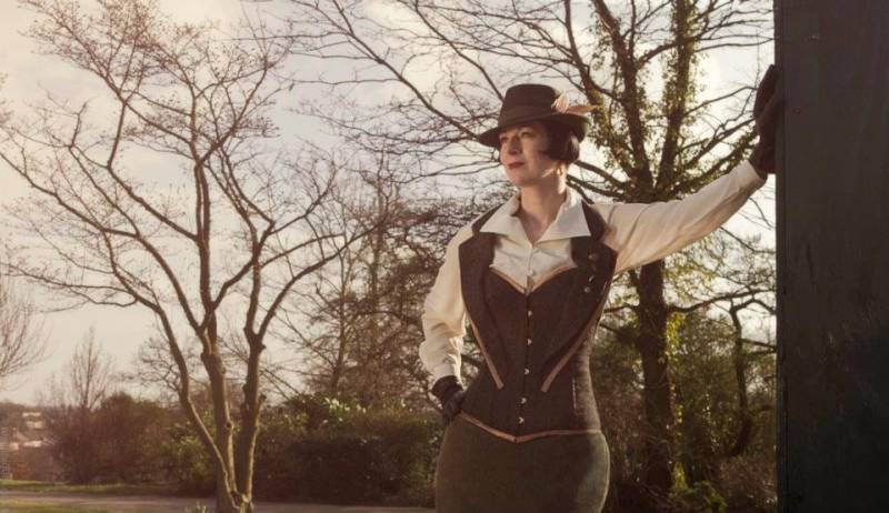 steampunk Korsett - Recyceltes Tweed Damen Weste - Doctor Who Cosplay Kostüm - Recycled Tweed. Uk 8-10 steampunk Korsett - Recyceltes Tweed Damen Weste - Doctor Who Cosplay Kostüm - Recycled Tweed. Uk 8-10 von LyndseyBoutique