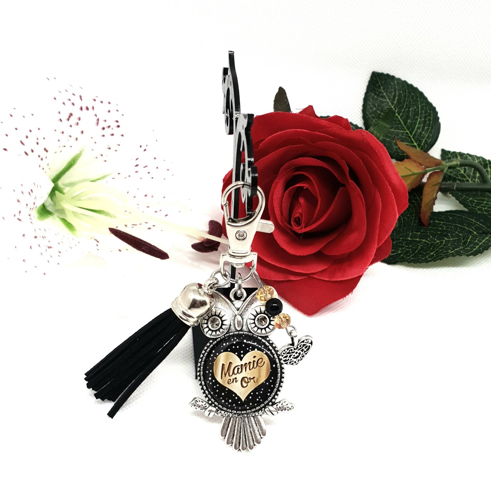 Schlüsselanhänger Mamie, Granny in Gold, Taschenschmuck, Eule Mit Pompon Und Swarovski, Geschenk Großmuttertag Schlüsselanhänger Mamie, Granny in Gold, Taschenschmuck, Eule Mit Pompon Und Swarovski, Geschenk Großmuttertag von LyneCrea