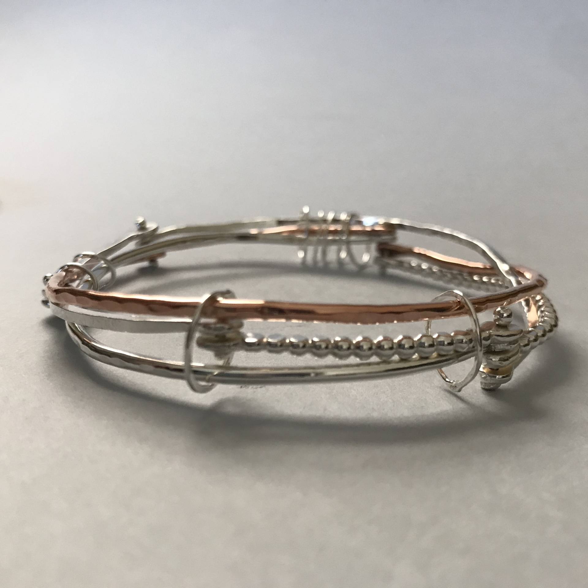 Armreif Schichten Silber Kupfer Genietet Armreif Schichten Silber Kupfer Genietet von LynetteFast