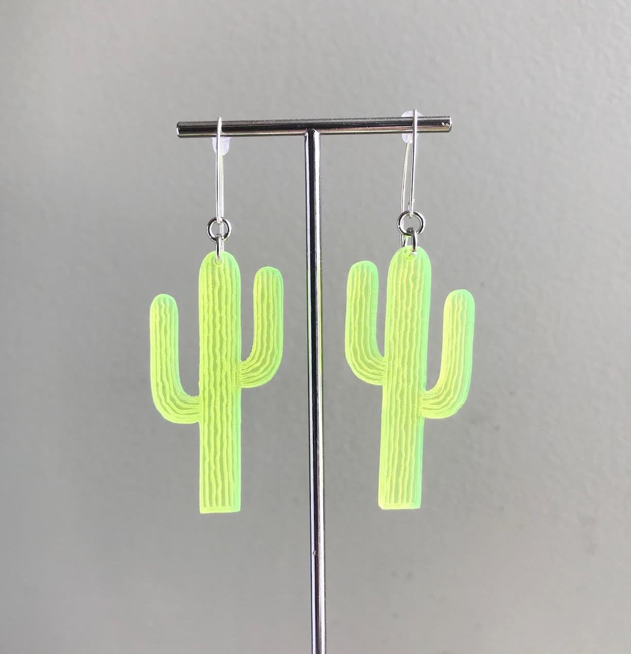 Cactus Ohrringe-Neon Green-Cowboy Cactus-Nature-Laser Cut-Acryl-Houseplant-Festival Fashion-Plant Lover-Cactus Lover Cactus Ohrringe-Neon Green-Cowboy Cactus-Nature-Laser Cut-Acryl-Houseplant-Festival Fashion-Plant Lover-Cactus Lover von LynneAndLucille