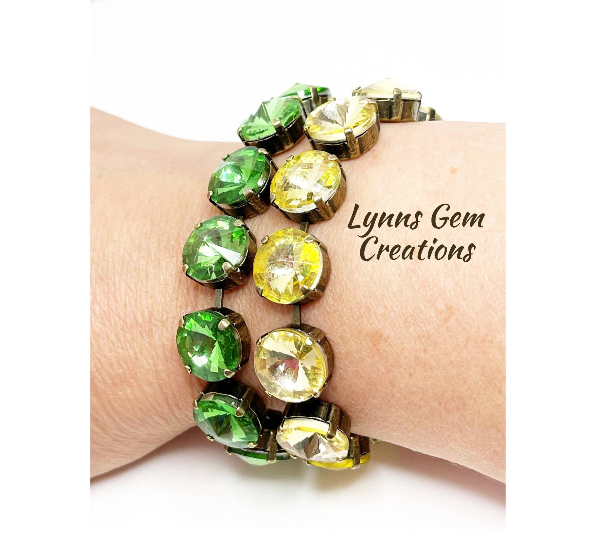 Peridot Kristall Armband, Tennis Brautjungfer Geschenk, Gelb Statement Antikes Messing, Mariana Stil, Armbänder Für Frauen Peridot Kristall Armband, Tennis Brautjungfer Geschenk, Gelb Statement Antikes Messing, Mariana Stil, Armbänder Für Frauen von LynnsGemCreations