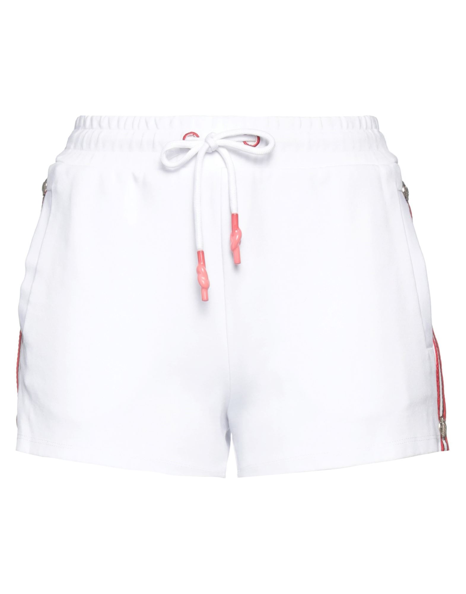 !M?ERFECT Shorts & Bermudashorts Damen Weiß von !M?ERFECT
