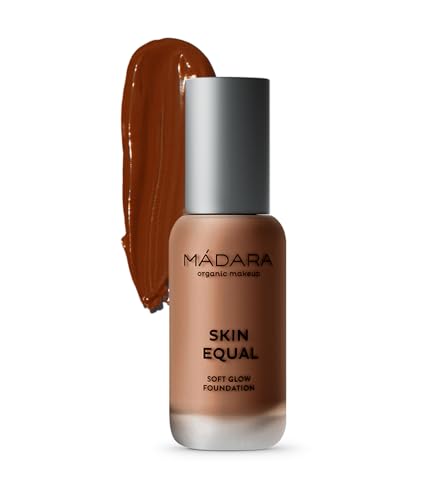 MADARA Skin Equal Soft Glow Foundation SPF15 Nr.90 Chestnut 30 ml von MÁDARA
