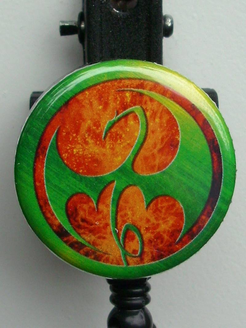 Bestaunen Sie "Iron Fist" Symbol Logo Abzeichen Reel von MADCreationsShop