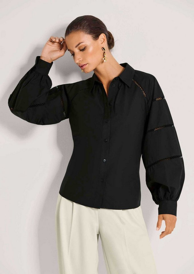 MADELEINE Hemdbluse Baumwollbluse mit Spitzendetails Spitzenbluse mit Hemdkragen, Knopfleiste, Raffungen und Langarm von MADELEINE