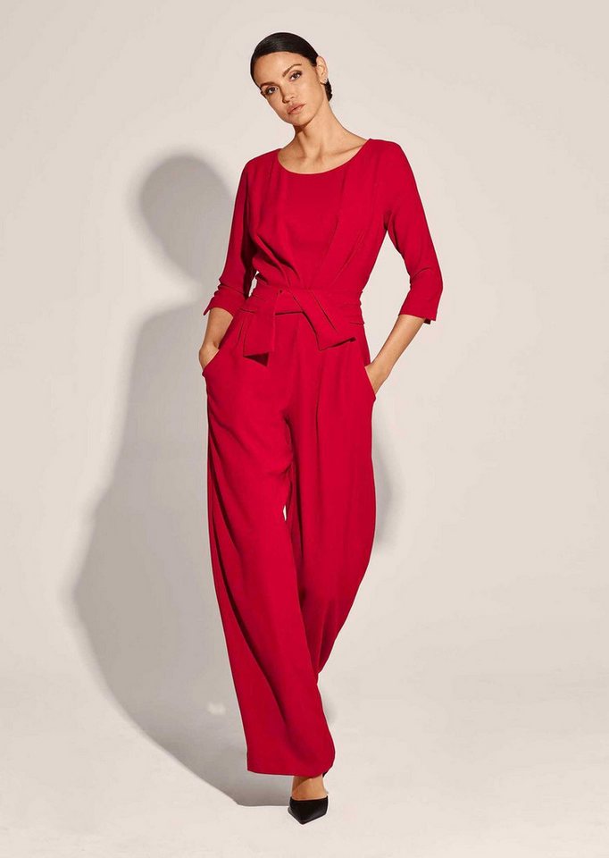 MADELEINE Jumpsuit Eleganter Jumpsuit mit Layering-Oberteil Raffinierter Jumpsuit mit Marlene-Beinen und Bindeband, Halbarm MADELEINE Jumpsuit Eleganter Jumpsuit mit Layering-Oberteil Raffinierter Jumpsuit mit Marlene-Beinen und Bindeband, Halbarm von MADELEINE