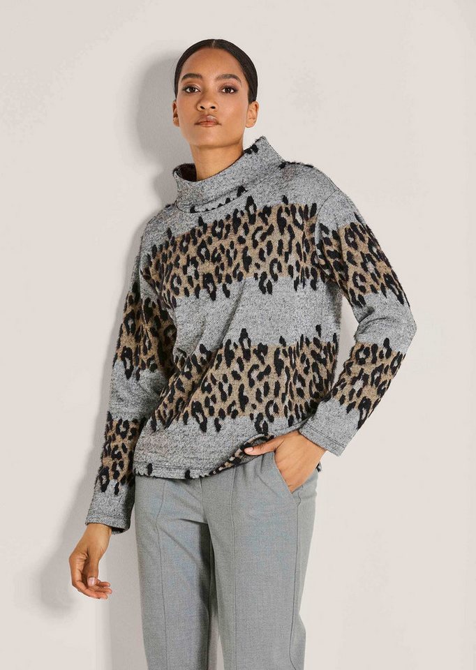 MADELEINE Langarmshirt Leo-Design Pullover mit Stehkragen Luxuriöser Jacquard mit modernem Stehkragen, Langarm von MADELEINE