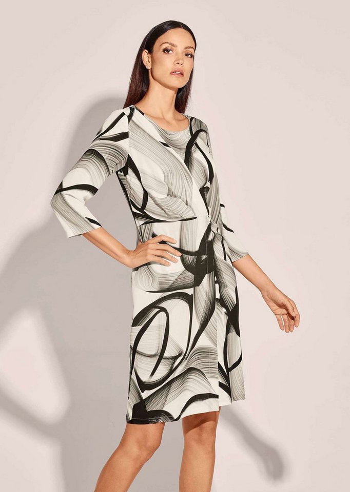 MADELEINE Midikleid Kleid in raffinierter Wickel-Optik mit Grafikprint von MADELEINE