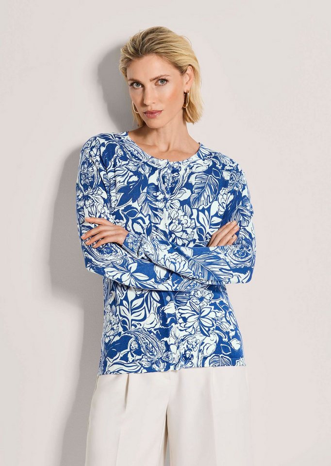 MADELEINE Strickjacke Blumige Feinstrick-Jacke, Langarm, Knopfleiste Sommerliche Viskose-Jacke im Bicolor-Blumenmuster, Rundhals, Langarm von MADELEINE