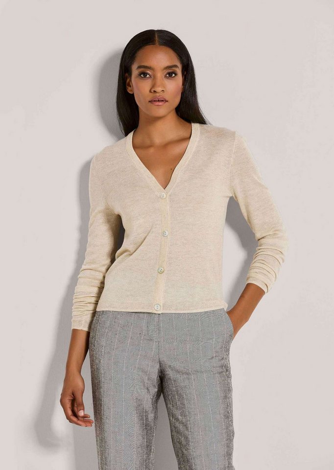 MADELEINE Strickjacke Elegante Jacke mit Glanzeffekten V-Ausschnitt, schimmernde Knöpfe, tailliert, Langarm MADELEINE Strickjacke Elegante Jacke mit Glanzeffekten V-Ausschnitt, schimmernde Knöpfe, tailliert, Langarm von MADELEINE