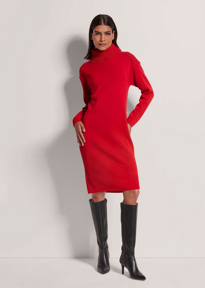 MADELEINE Strickkleid Legeres Strickkleid mit weitem Rollkragen von MADELEINE