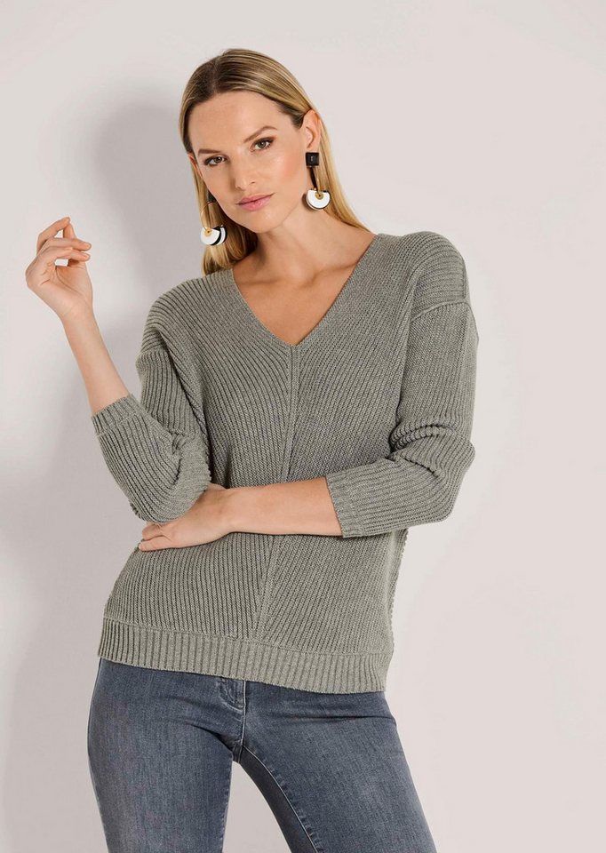 MADELEINE Strickpullover Lässiger Baumwollpullover mit V-Ausschnitt Winterpullover mit Rippstruktur, überschnittenen Schultern und Langarm von MADELEINE
