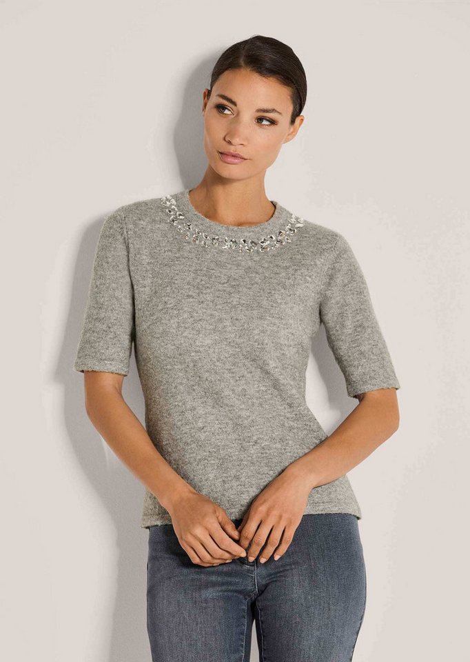 MADELEINE Strickpullover Eleganter Businesspullover mit Rundhals Feiner Glattstrickpullover mit Ziersteinen und Halbarm MADELEINE Strickpullover Eleganter Businesspullover mit Rundhals Feiner Glattstrickpullover mit Ziersteinen und Halbarm von MADELEINE