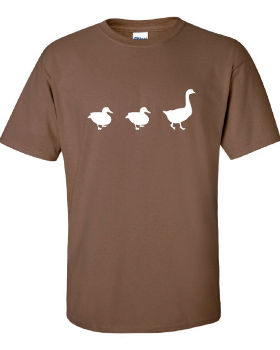 Ente Duck Goose Reh Buck Gänsehaut Jagd Geek Cool Gedruckt T-Shirt Mens Ladies Womens Dad Kids Funny Mad Labs Ml-255 von MADLABSTEES