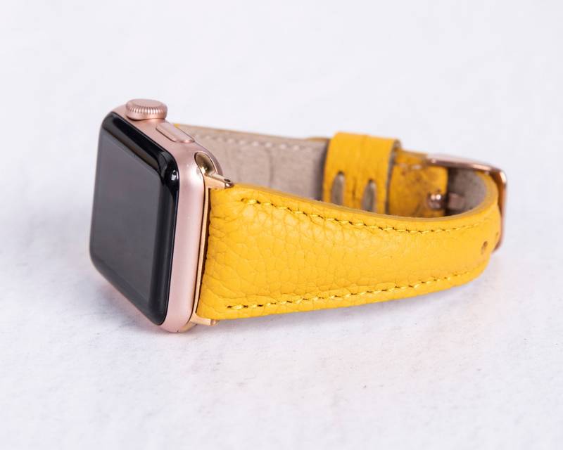 Gelb Handmade Leder Slim Apple Und Fitbit Uhrenarmband Mit Gelben Stichen Alle -Iwatch Armband Für Uhrenserien von MADUEMNEWYORK