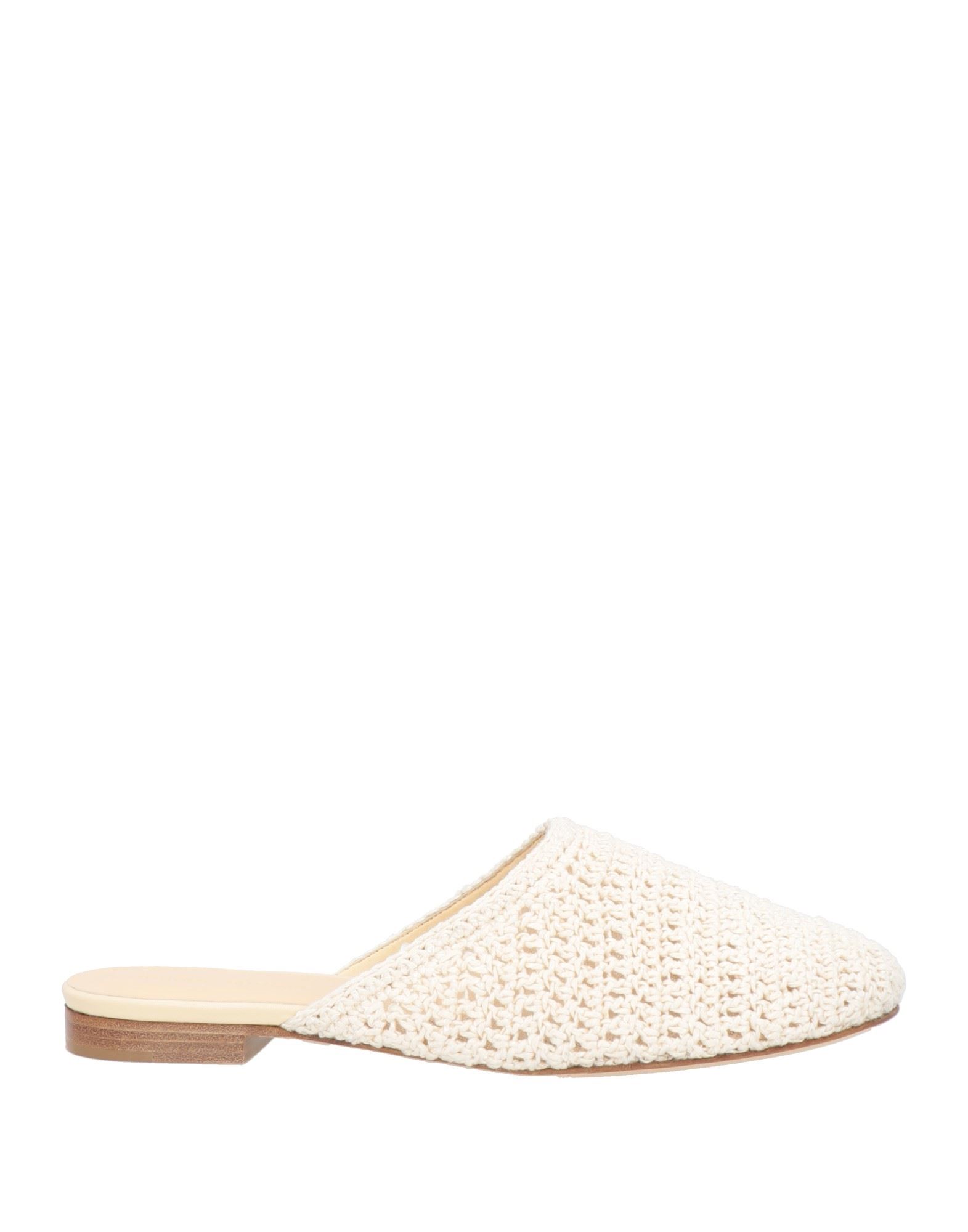 MAGDA BUTRYM Mules & Clogs Damen Elfenbein MAGDA BUTRYM Mules & Clogs Damen Elfenbein von MAGDA BUTRYM