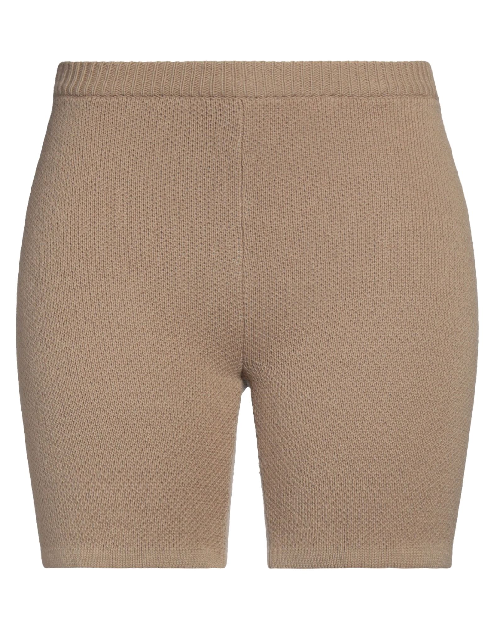 MAGDA BUTRYM Shorts & Bermudashorts Damen Sand von MAGDA BUTRYM