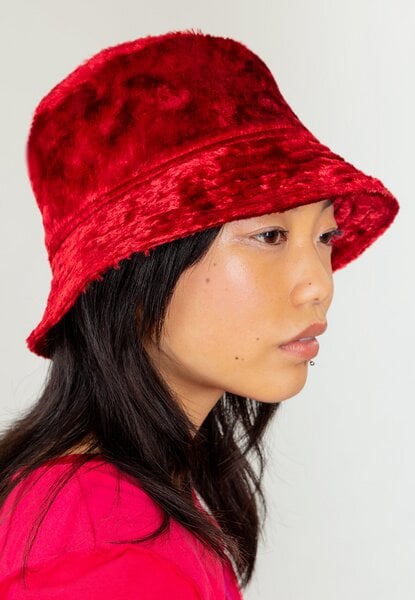 MAHLA Ruby Red Upcycled Bucket Hat Fischerhut von MAHLA