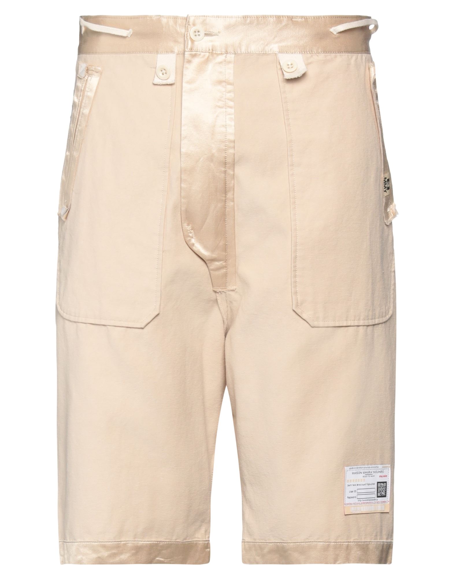 MAISON MIHARA YASUHIRO Shorts & Bermudashorts Herren Beige von MAISON MIHARA YASUHIRO