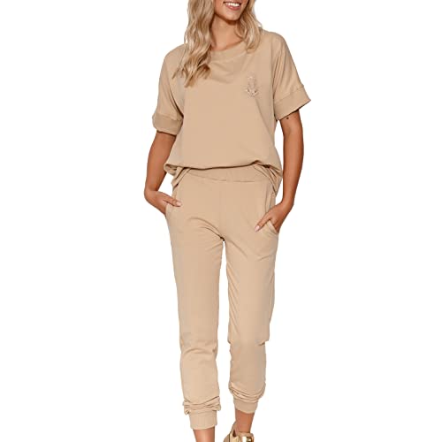 MAKADAMIA Damen Tracksuit Set | Größe: 44/46 | Farbe: Sand | Kurze Ärmel | Lange Hose | Basic | Modisches Muster | Runder Halsausschnitt | Universelle und bequeme Passform | Hochwertiger Stoff von MAKADAMIA