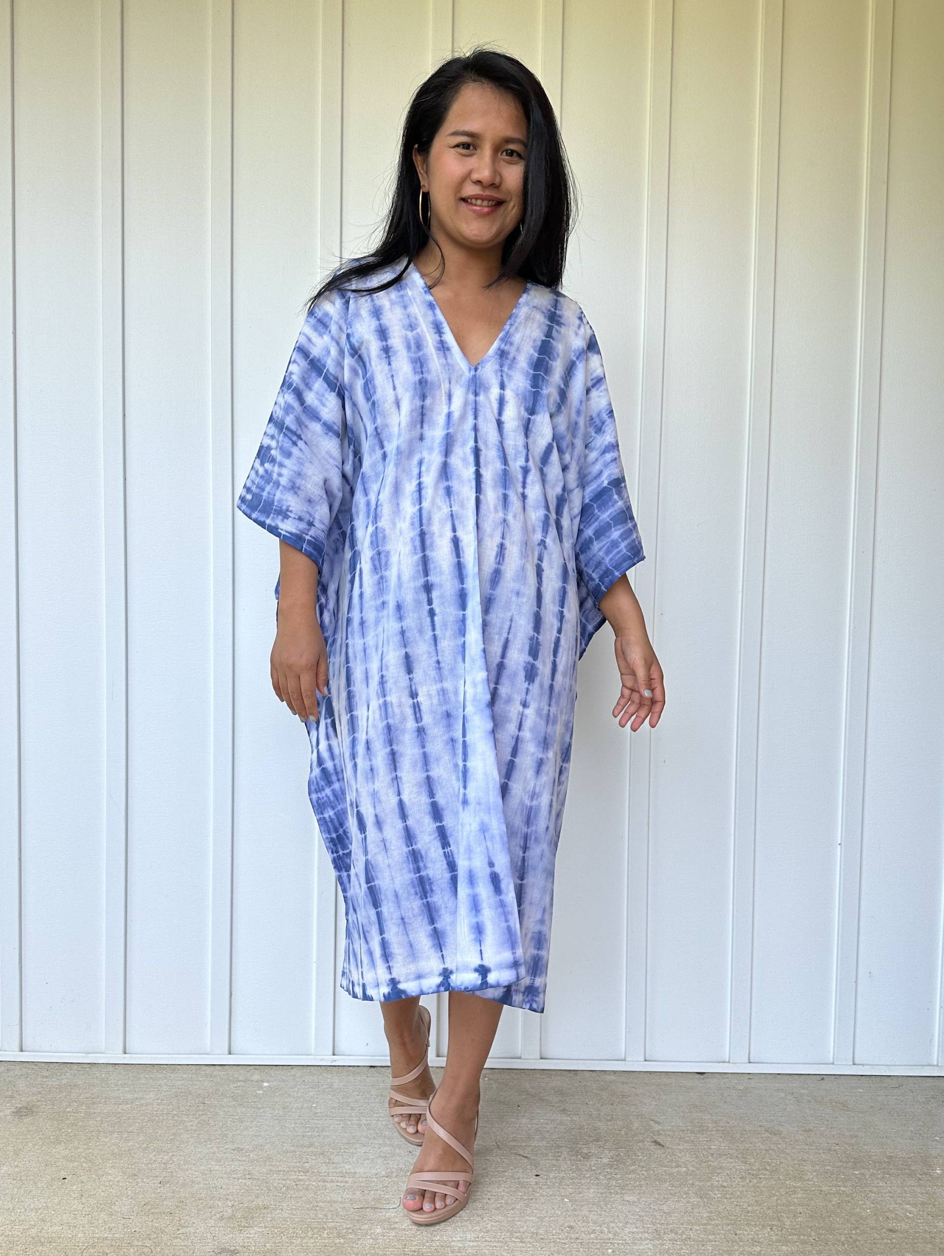 Flora Weiss Mit Blauer Kaftan Tunika Fg-10 ~ Aus Gaze, Kurzes Kleid, Strandmode, Sommer Stil Boho Sommerkleidung von MALAHANDWORKS