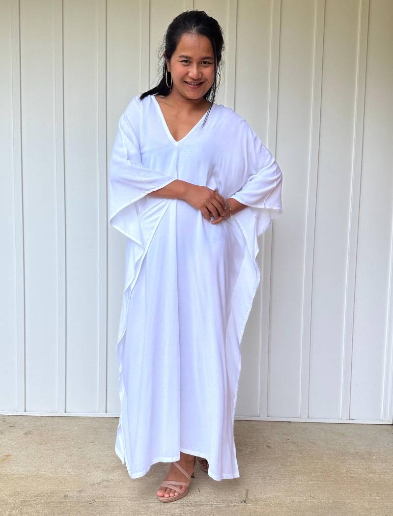 Weißer Schiere Kaftan A-18 Göttin Kleid Übergröße Kleidung Tropisch Urlaub Tragen Urlaubsresort Cancun Karibik von MALAHANDWORKS