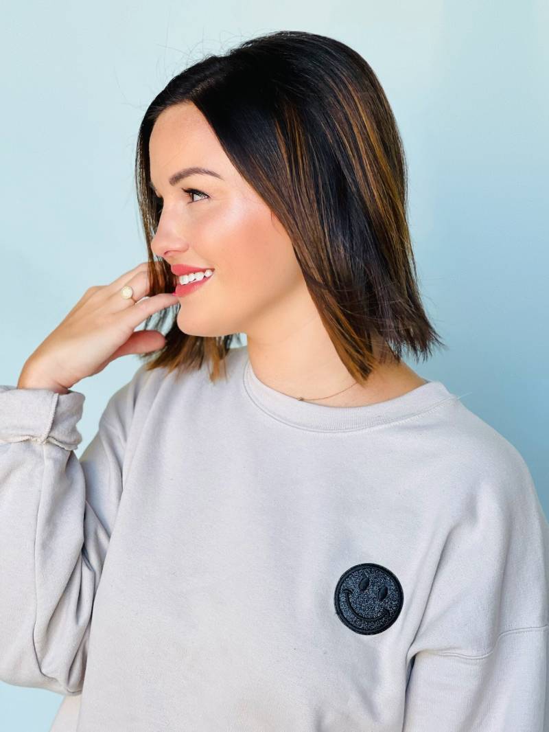 Smiley Face Sweatshirt von MALAWHOLESALE