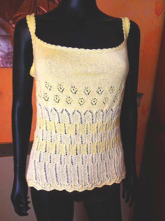 Damen-Tanktop Handgestrickt - Baumwolle Und Acryl Größe 40 von MAMIEROSELYNETRICOTE
