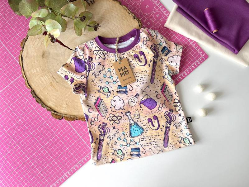 Wissenschaftliches T-Shirt Für Mädchen - Spaß Back To School Mit Buntem Stem Print, Kurzarm-Baumwolloberteil Neugierige Köpfe, Lustiges Shirt von MAMOkidStyle