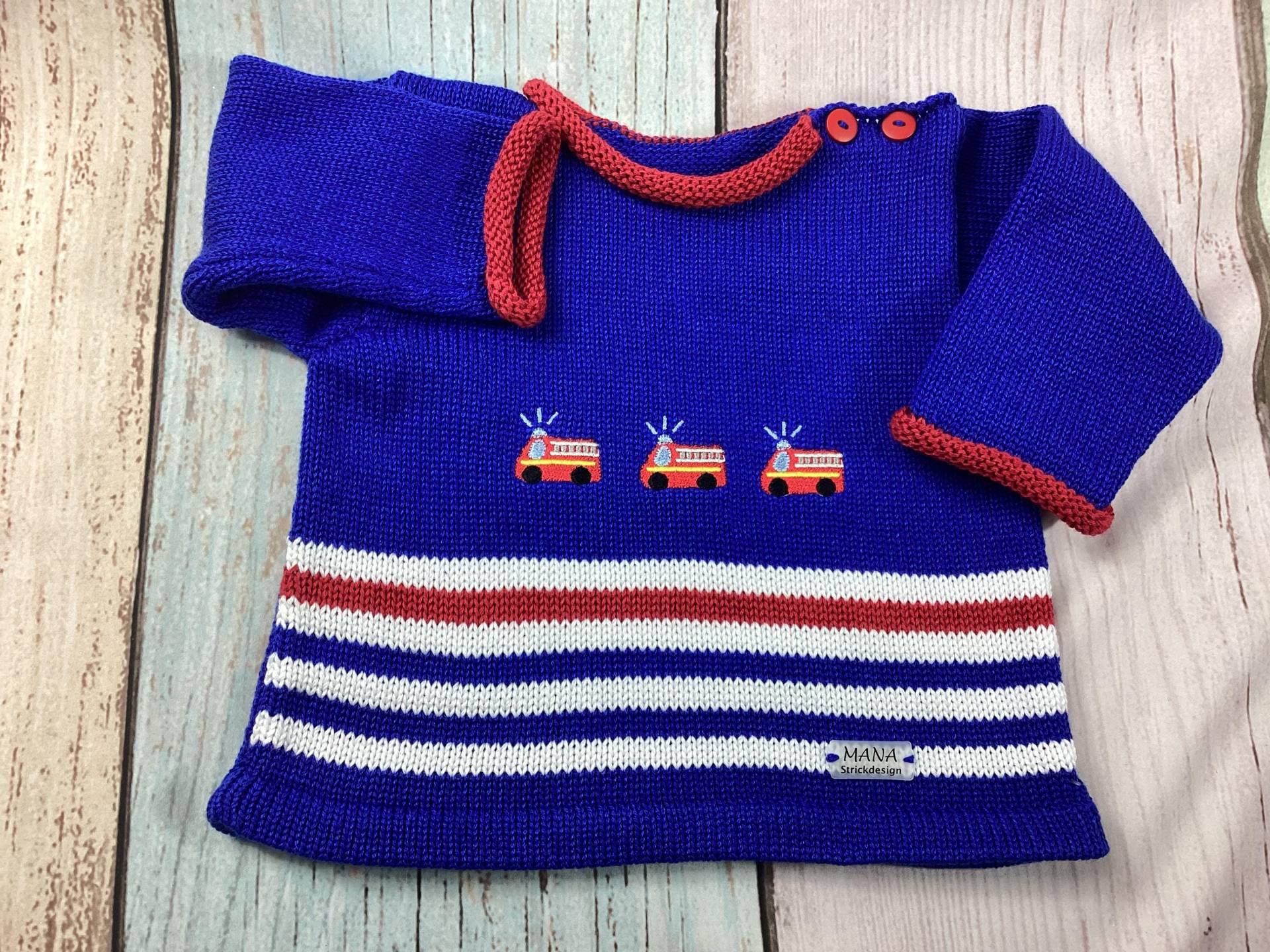 Babypulli Feuerwehr, Kinderpulli, Strickpulli, Verschiedene Größen von MANAStrickdesign
