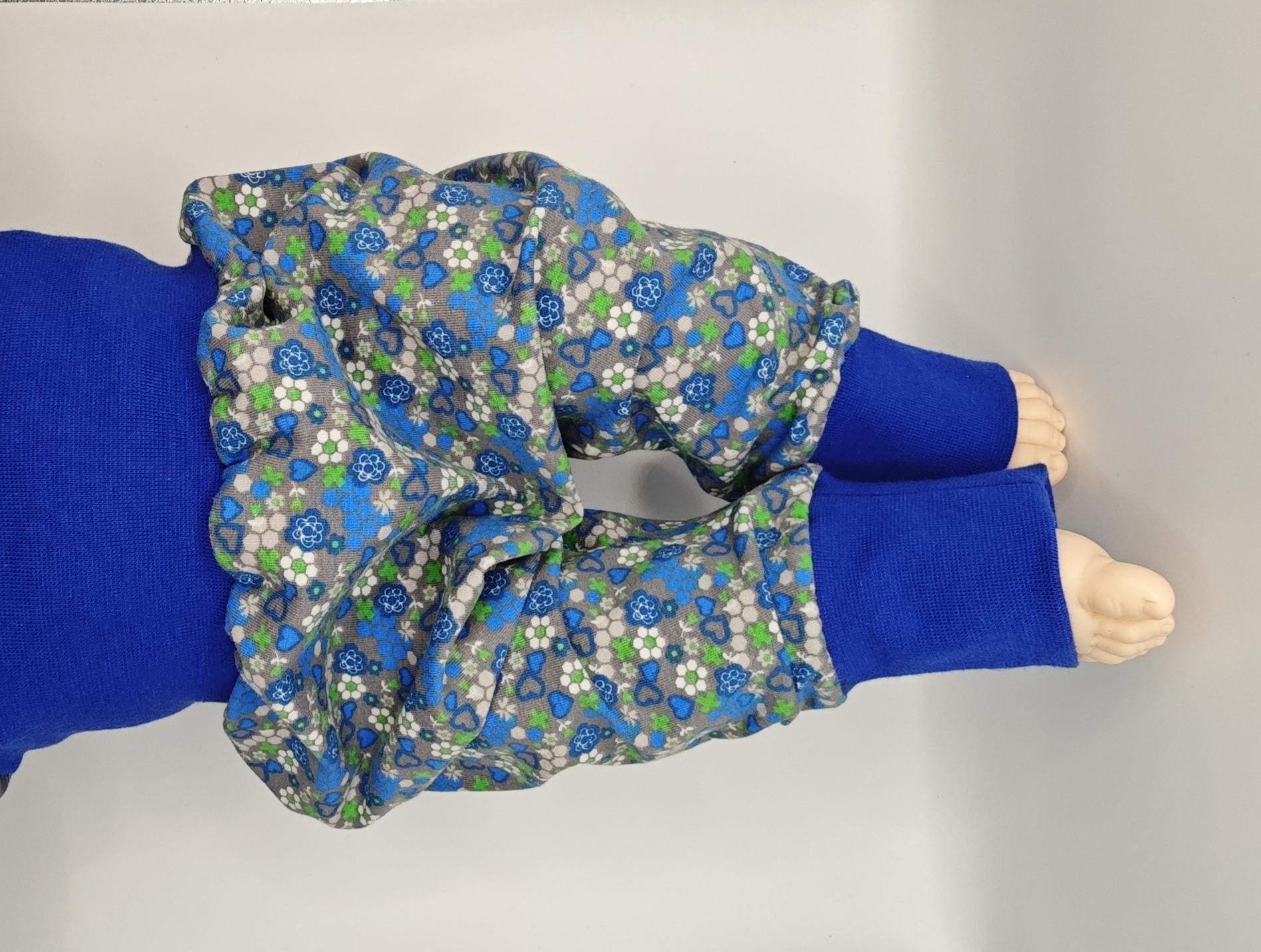 Pumphose, Babyhose, Streublumen, Lila, Größe 50-68 von MANOWE