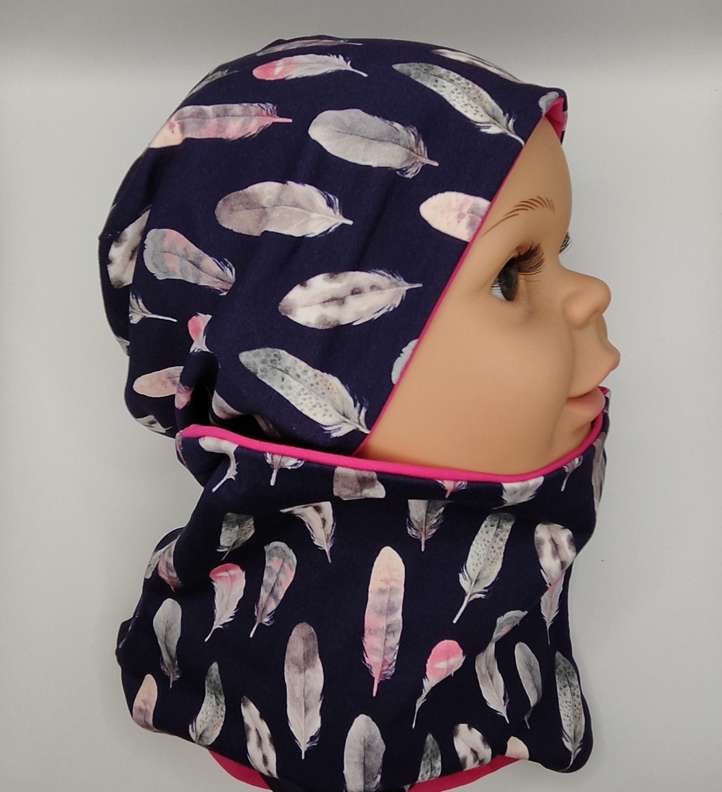 Set Aus Beanie Und Loop Set Aus Beanie Und Loop von MANOWE