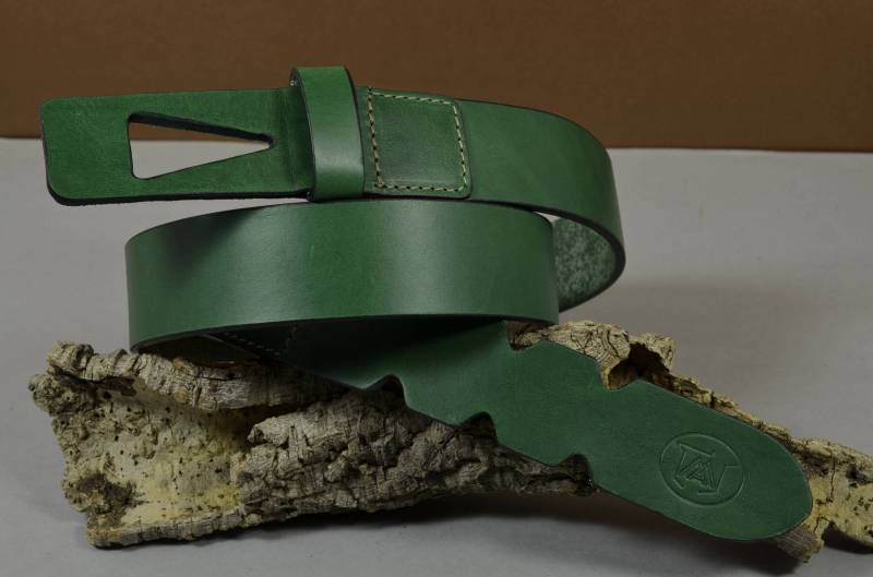 Ma Ledergürtel Männer 35 Mm Grün Handgemachte Echte Kalbshaut Spezielle Pfeil Design Mode Kleid Gürtel Mann Geschenk Für Ihn von MANSAREA
