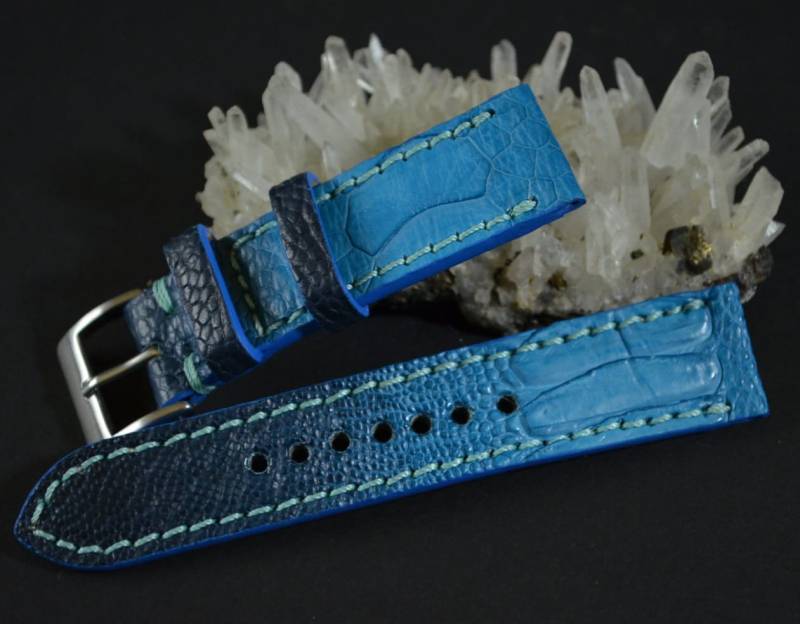 Handgefertigtes Hellblaues Uhrenarmband 22 20 18 Mm Echtes Straussenbein Hautband Passend Fürrolex Omega Handmade Spanien von MANSAREA