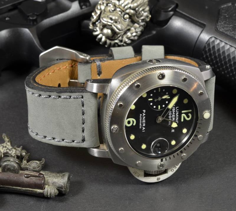 Ma Uhrenarmband 26 24 22 Mm Echt Kalb Soft Nubuck Leder Band Hell Grau Passend Für Panerai Omega Seiko Handmade Spanien von MANSAREA