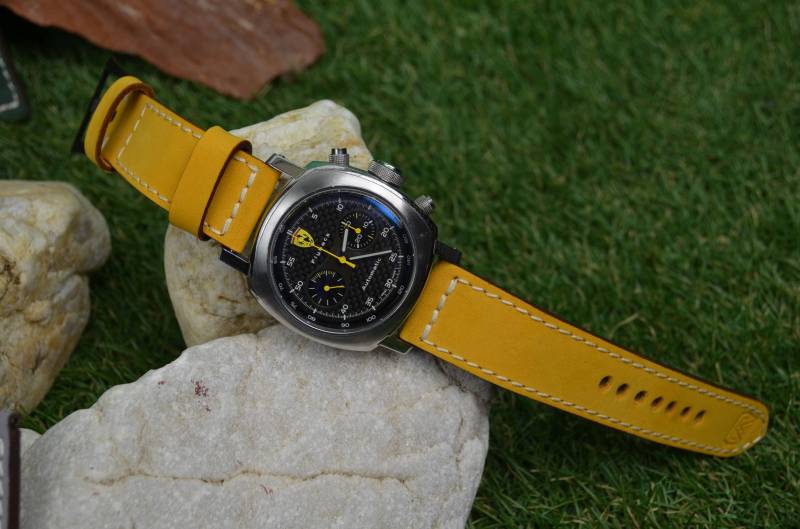 Ma Uhrenarmband 26 24 22 Mm Echtkalb Soft Nubuck Lederband Spring Gelb Ii Passend Für Panerai Harley Breitling Handmade Spanien von MANSAREA