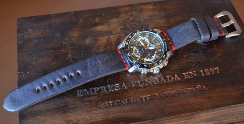 Ma Uhrenarmband 26 24 22 Mm Echtleder Kalbsleder Vintage New Oil Schwarz Rot Passend Für Panerai Breitling Seiko Etc Handmade Spain von MANSAREA