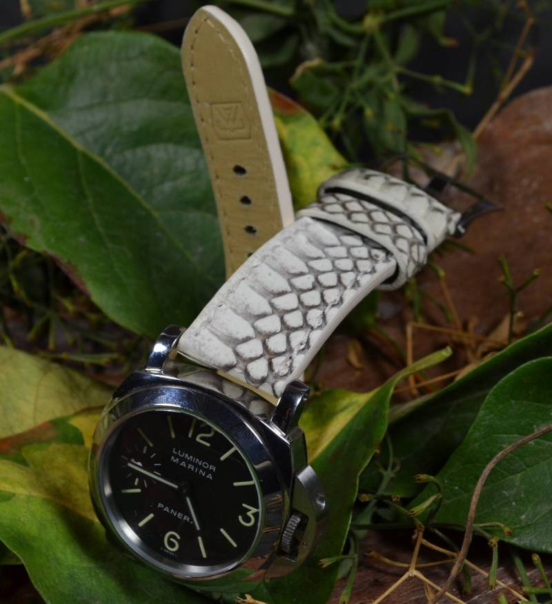 Ma Uhrenarmband 26 24 22 Mm Weiss Matt Echt Cobra Bauch Schlangenhaut Passend Für Panerai Breitlingrolex Omega Etc Handmade Spain von MANSAREA