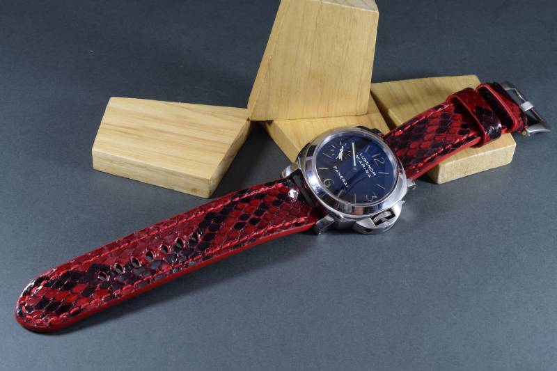 Ma Uhrenarmband 26 24 22mm Echt Python Schlangenhaut Leder Handmade Band Rot Glänzend Panerai Breitling Apple Iwatch von MANSAREA