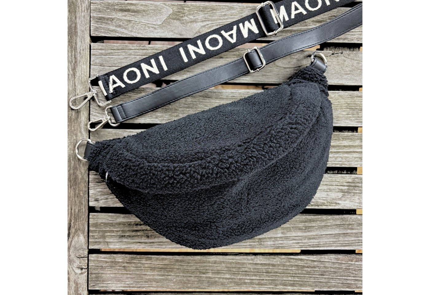 MAONI Bauchtasche Teddy Schwarz (Spar-Set, Bestandteile: 1x Tasche, 2x Taschengurt zum Wechseln), Vegan von MAONI