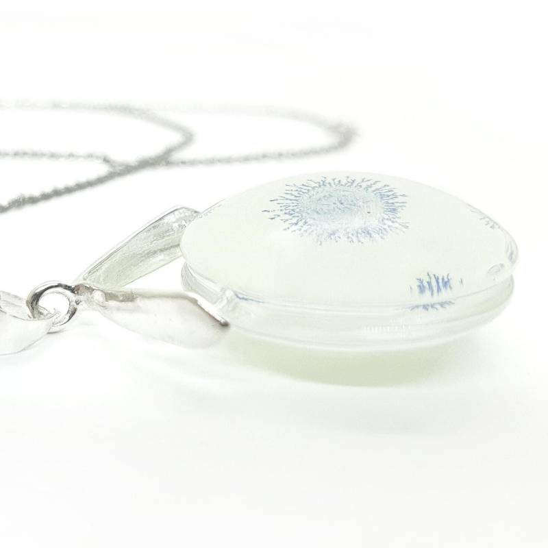 Maria Marachowskas Atemberaubendes Im Dunkeln Leuchtendes Glas-Meisterwerk Ein Einzigartiges Gemälde von MARACHOWSKAART