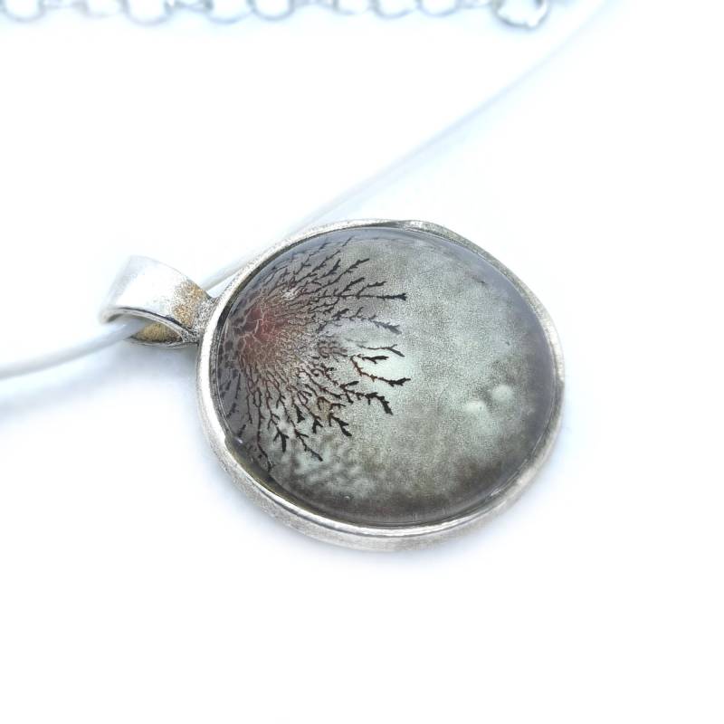 Gemälde Anhänger Rot Weißer Baum von MARACHOWSKAART