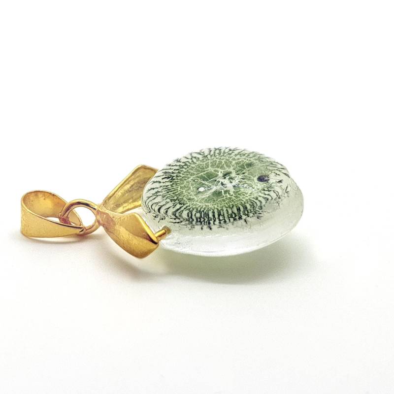 Unverzichtbarer Schmuck Der Autorin Maria Marachowskas Grün-Goldener Glasanhänger, Im Dunkeln Leuchtet von MARACHOWSKAART