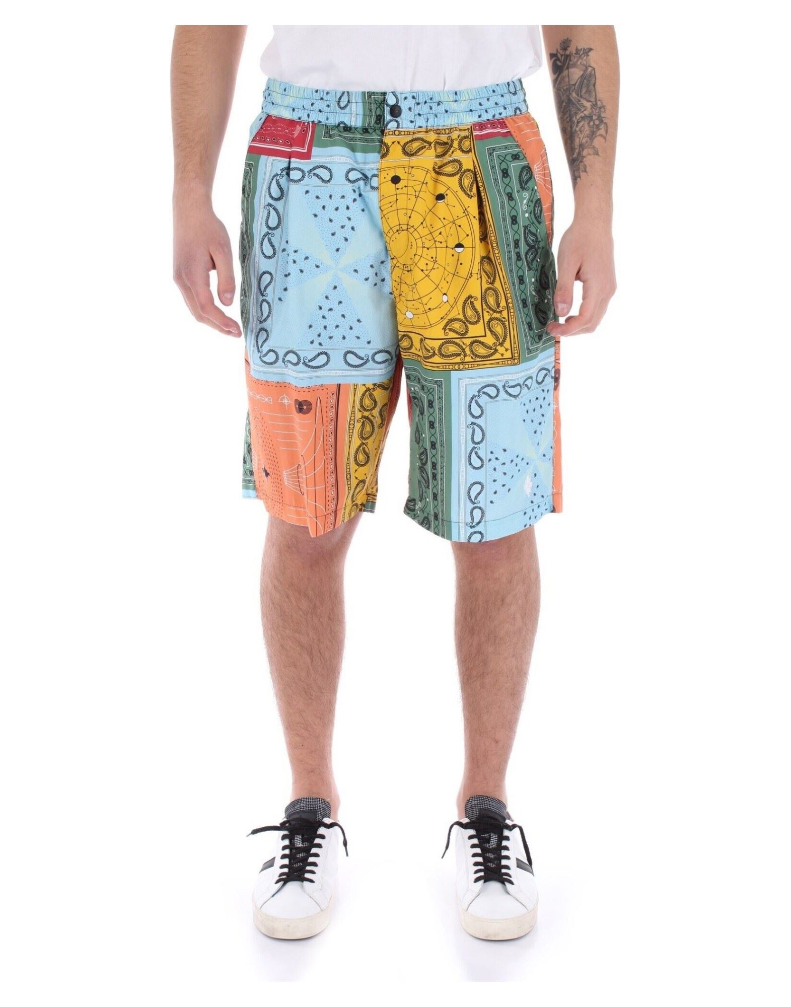 MARCELO BURLON Shorts & Bermudashorts Herren Rot von MARCELO BURLON