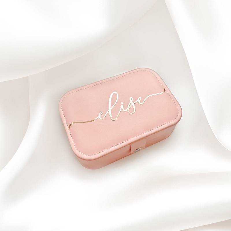 Schmuckbox Mit Name Personalisiert Schatulle Geschenk Für Freundin Brautjungfern Dose Mama Schmuckkästchen Reiseschmuckbox Weihnachten von MAREENxJEANINE