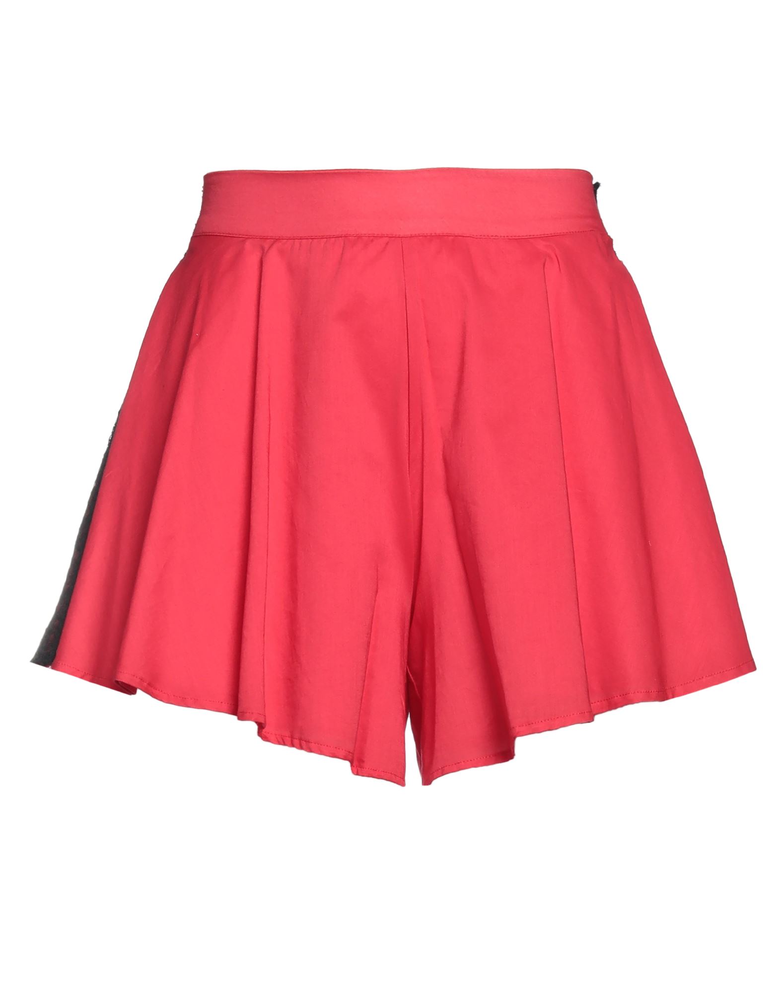 MARIUCCIA Shorts & Bermudashorts Damen Rot von MARIUCCIA