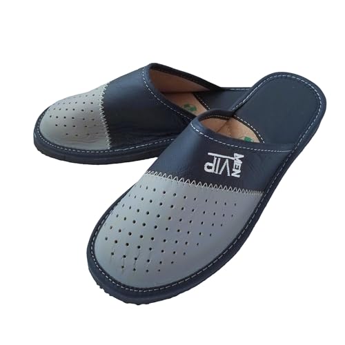 MARKA WYROBY WEŁNIANE - Pantoffeln Herren - Hausschuhe Männer Sommer - aus Leder, mit Ledereinlegesohle - Geschlossen, mit Löchern, VIP-Aufschrift - Hausschlappen - Grau - Größe 43-27cm von MARKA WYROBY WEŁNIANE