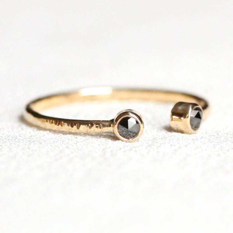 Schwarze Diamanten Im Rosenschliff - Solid 14K Gold Rosé Oder Weiß Gelbgold Dual Stacking Ring Zarte Toi Et Moi von MARYJOHN